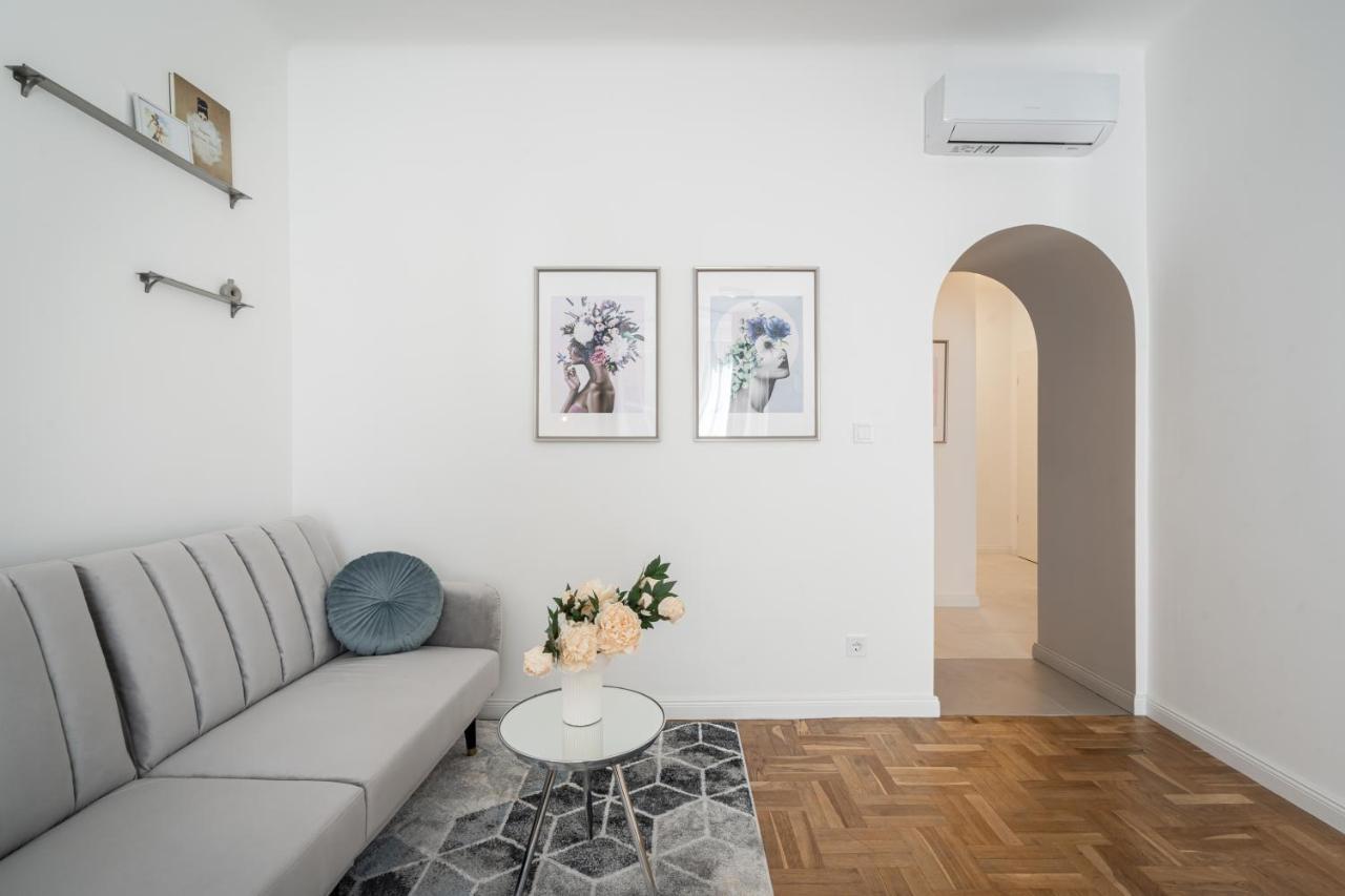 D71 - Central Cozy Suite, Best Location By Bqa Βουδαπέστη Εξωτερικό φωτογραφία